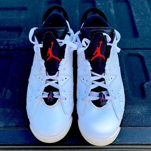 Almost new Jordan 6 men’s golf shoe